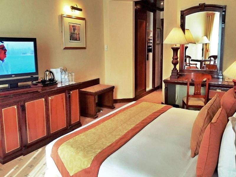 Knight Castle Hotel Dubai Luaran gambar A room at the hotel
