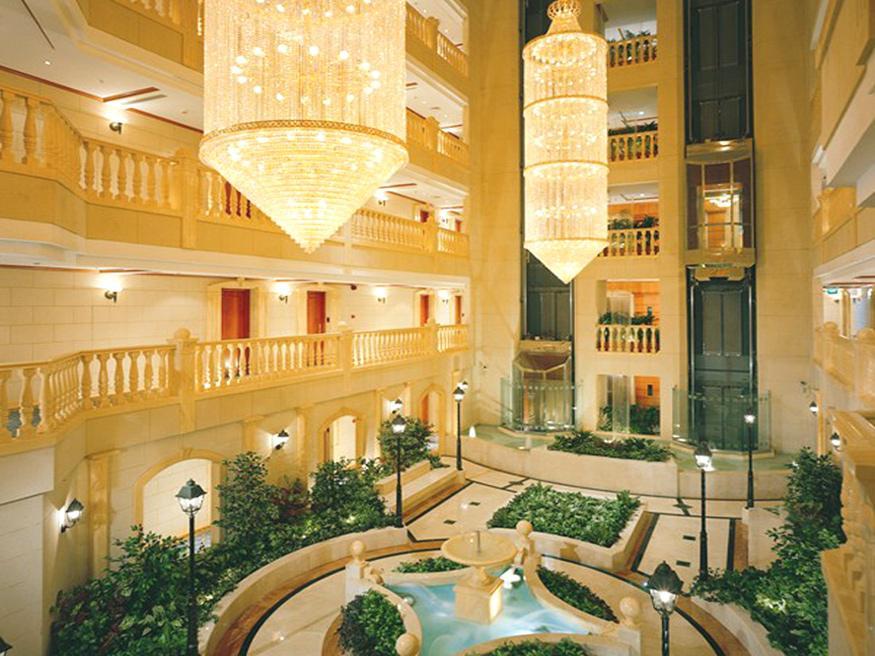 Knight Castle Hotel Dubai Luaran gambar The lobby of the Grand Hyatt Hotel