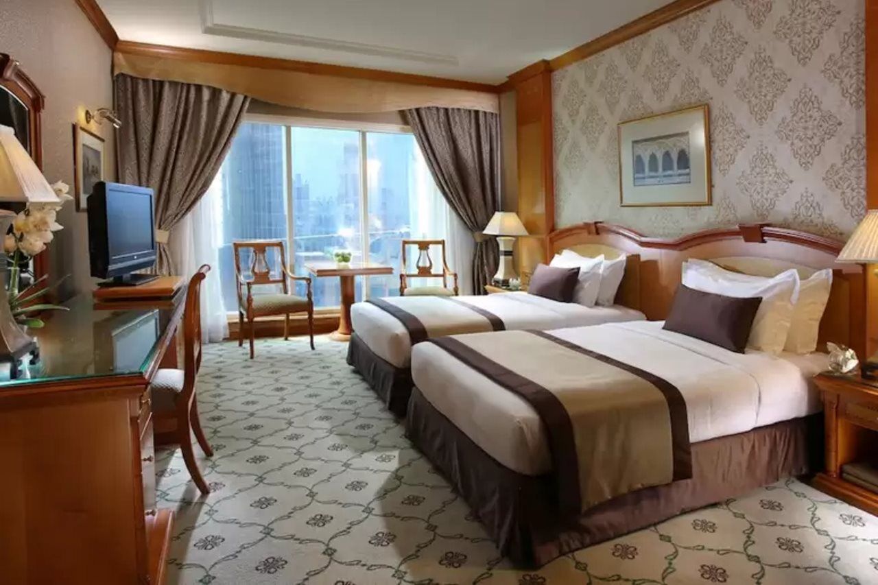 Knight Castle Hotel Dubai Luaran gambar A room at the hotel